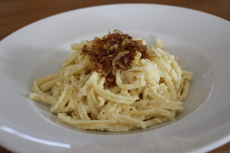 Indisches Auberginen-Curry (Baingan Bharta)