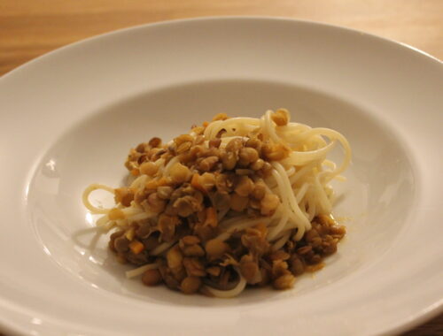 Spaghetti mit Linsensauce